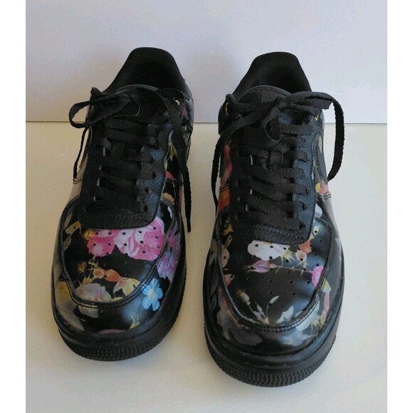 Nike Air Women\'s Size 9 Air Force 1 Black Floral  Low Top Leather Sneakers main image 5